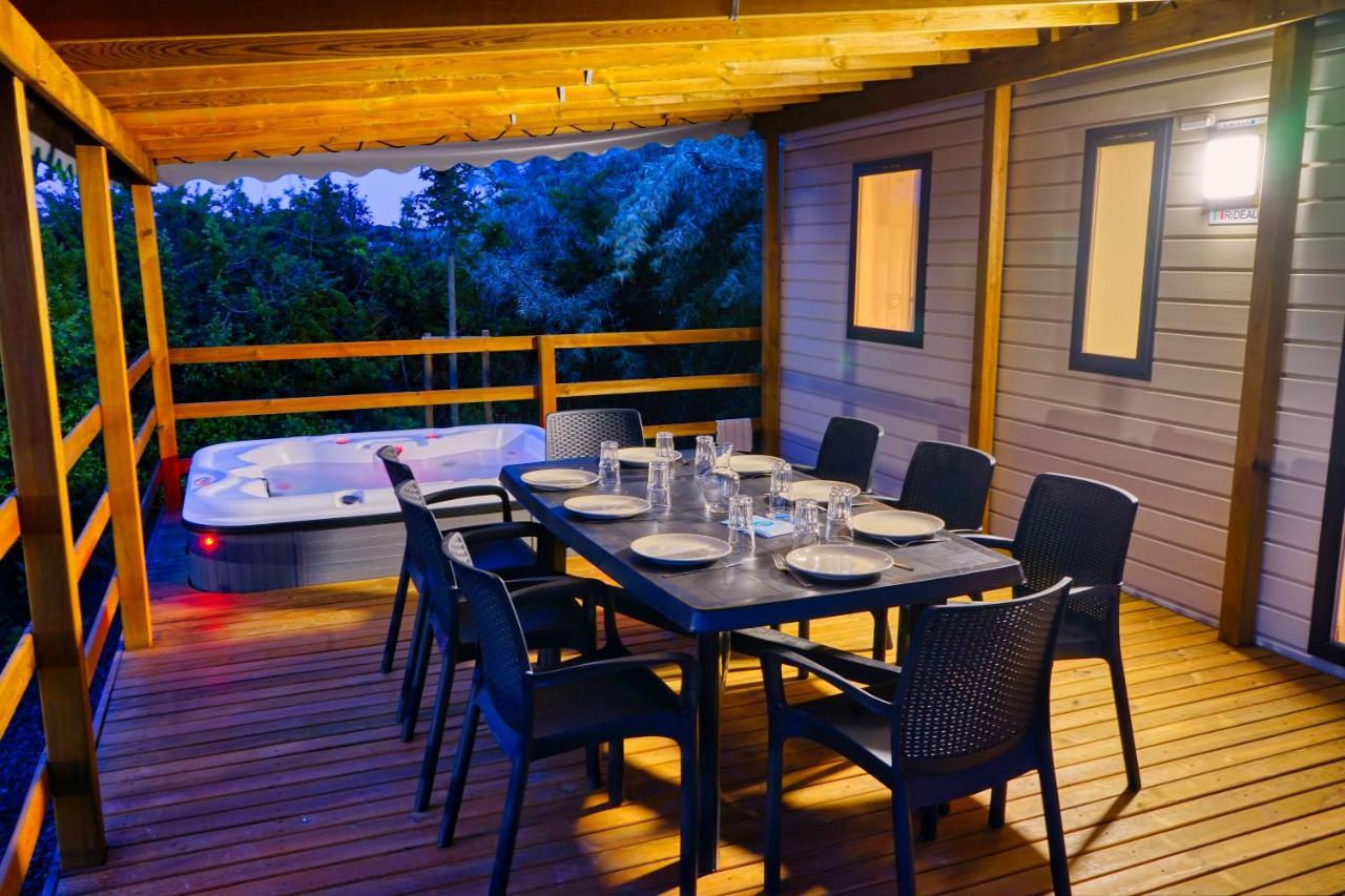 Camping Resort Les Champs Blancs Agde Zewnętrze zdjęcie