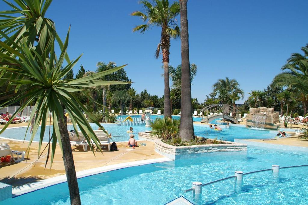Camping Resort Les Champs Blancs Agde Zewnętrze zdjęcie