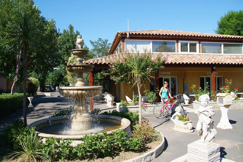 Camping Resort Les Champs Blancs Agde Zewnętrze zdjęcie