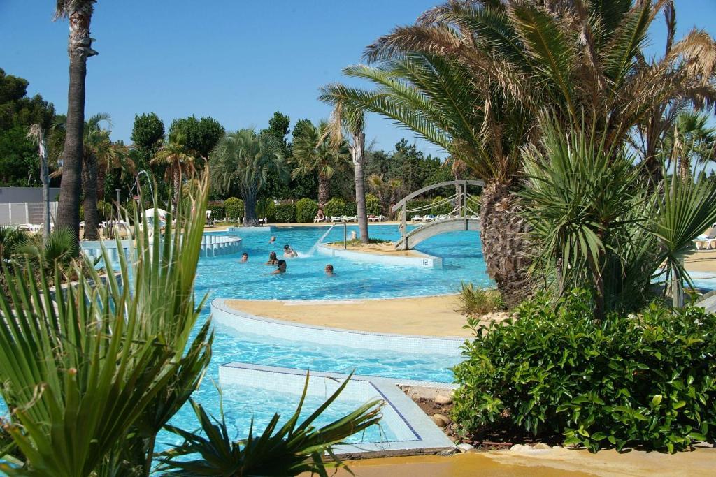 Camping Resort Les Champs Blancs Agde Zewnętrze zdjęcie