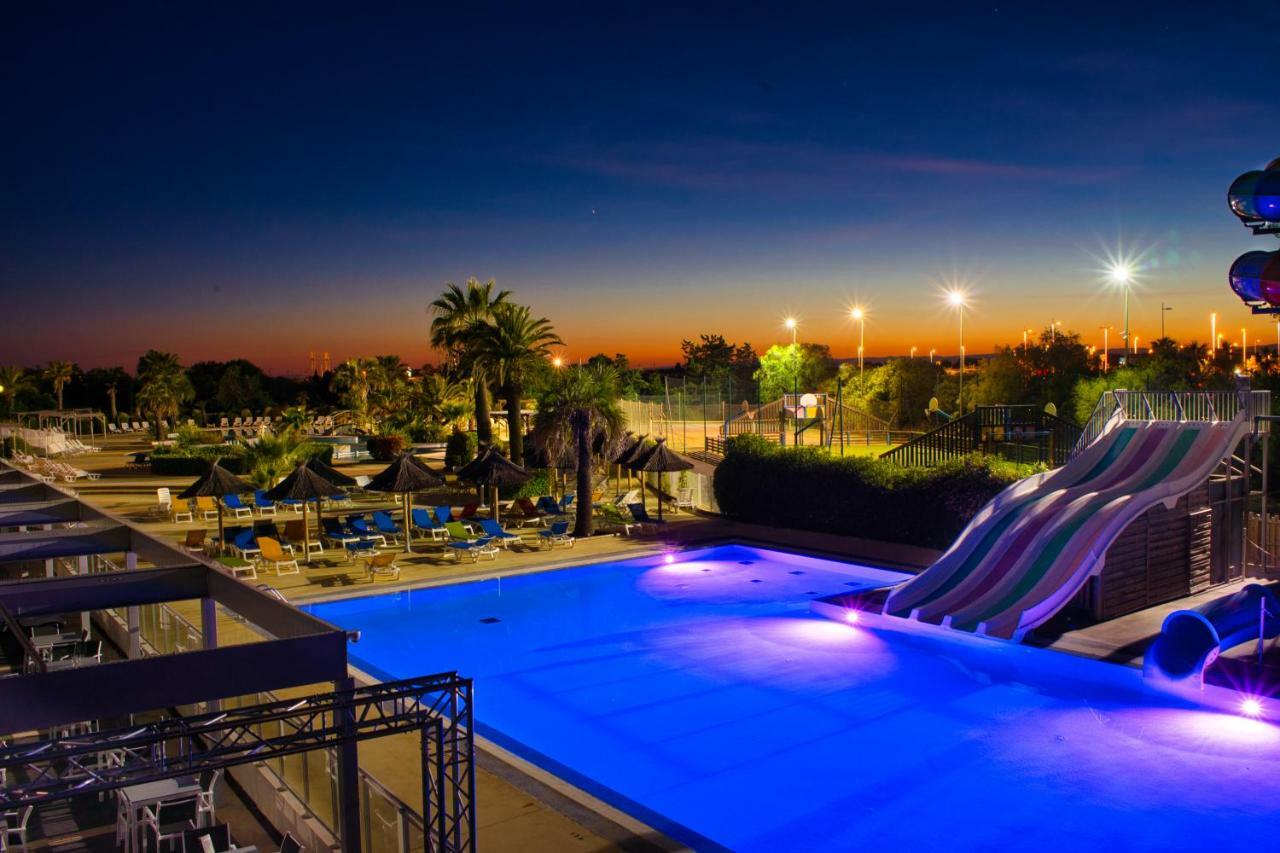 Camping Resort Les Champs Blancs Agde Zewnętrze zdjęcie
